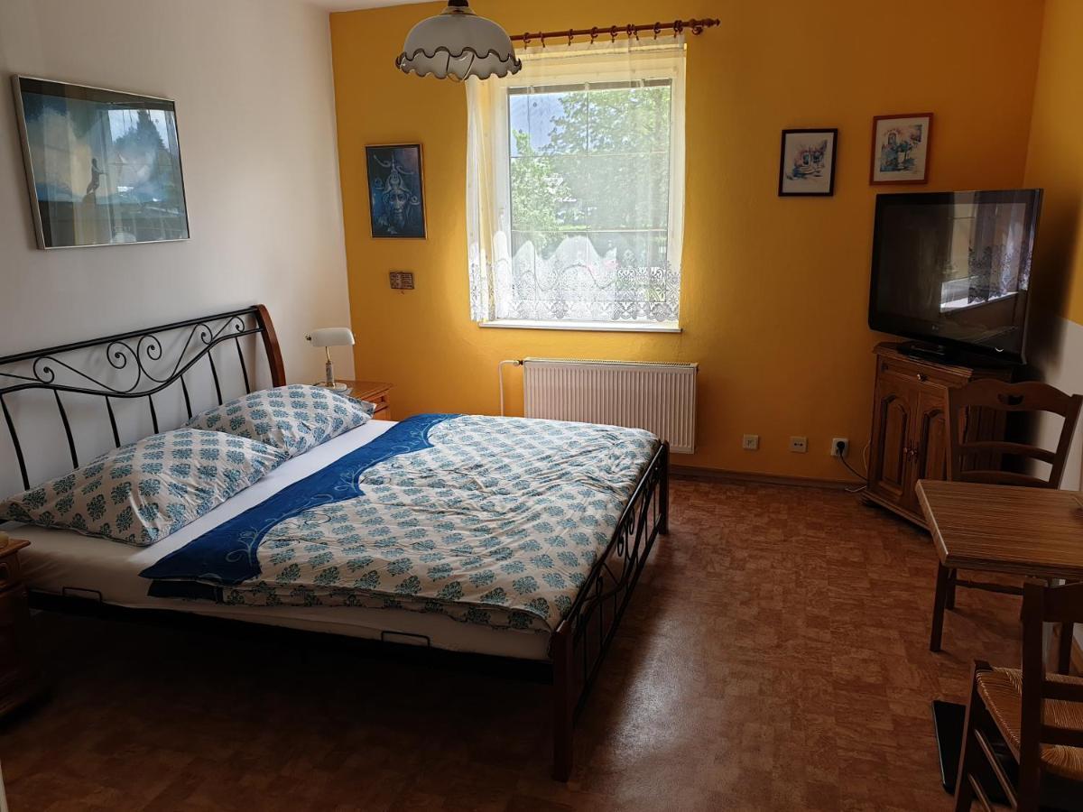 Hotel Penzion Cizku U Trebone Zewnętrze zdjęcie