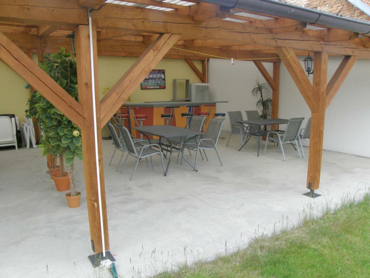 Hotel Penzion Cizku U Trebone Zewnętrze zdjęcie